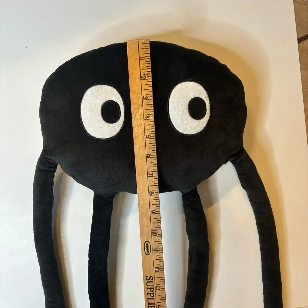 Big Black Fun Soft Cartoon Character Throw Pillow Soft Plush Toy Alien Character